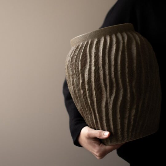 DBKD Raw Vase large *sandy dust*, 29cm Hand